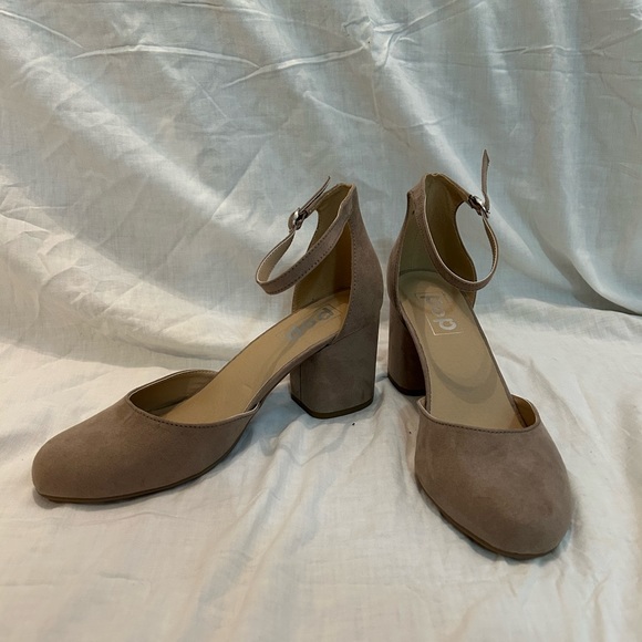 pop Shoes - NEW! POP Gal Block Heel Pumps 3in | Size 10